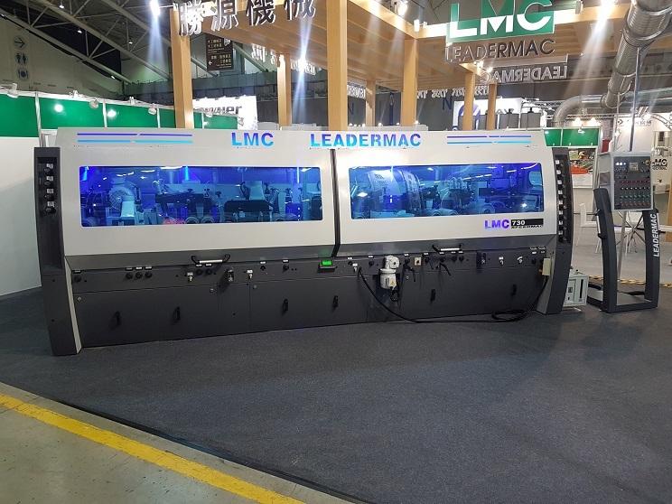 LeadermacUSA's tweet photo. A newly completed Leadermac 730 Speedmac with Universal Head configuration on display at this week's open house at the Leadermac factory. This unit will soon be installed in the facility of one of our US customers!

https://t.co/MBqNHW8wjW https://t.co/kbByYfP83p