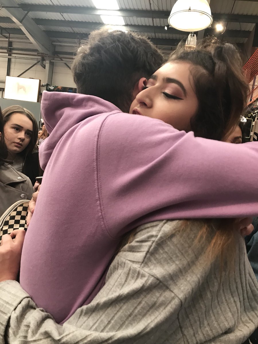 sophs_rosex's tweet photo. #bigbeautydayout was so amazing!! meeting all my faves and having such long convos with @milliet25 and @jctmw_ as well as @AnastasiaK_xoxo signing my shoe (the first she’s ever signed) and jacob sending @tanamongeau a snapchat of me!! couldn’t have asked for a better day❤️ https://t.co/iqx51ygexY