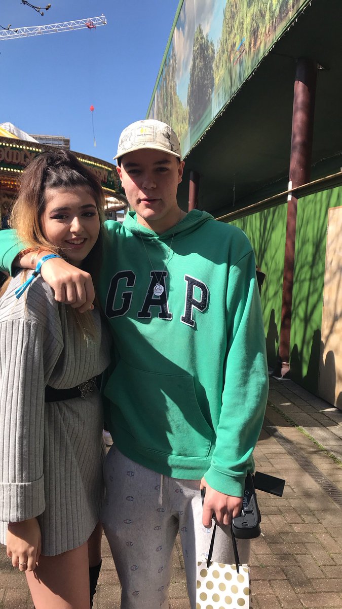 sophs_rosex's tweet photo. #bigbeautydayout was so amazing!! meeting all my faves and having such long convos with @milliet25 and @jctmw_ as well as @AnastasiaK_xoxo signing my shoe (the first she’s ever signed) and jacob sending @tanamongeau a snapchat of me!! couldn’t have asked for a better day❤️ https://t.co/iqx51ygexY