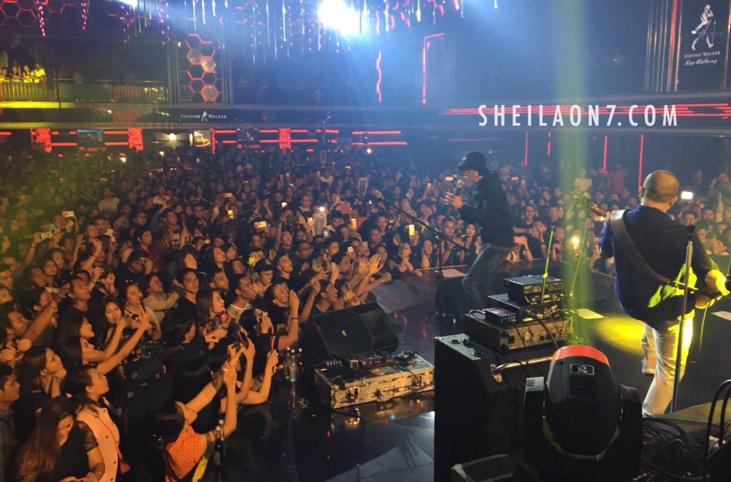 On the stage now !!
“Sheila on 7 Live in Concert" Boshe VVIP Club Bali cc <a href="/SheilaGankBALI/">Sheilagank Bali</a> 
#SeberapaPantas
#Sheilaon7Day 
#So7Bali 
#Sheilagank