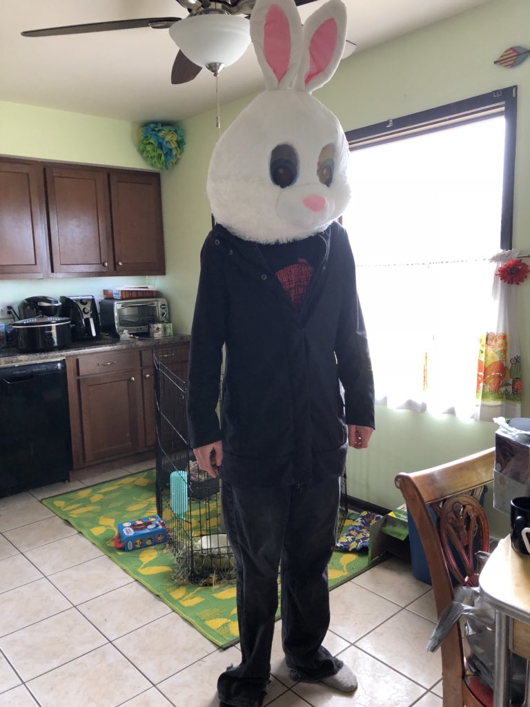 OldDirtyBrett's tweet photo. I'm hyped to play @PUBG on the @Xbox tonight get some solo chicken then #OldDirtyEmpire squads rest of night. Also got a creepy bunny head to wear to spice up our hosts from the @WatchMixer #hypezone See you after work I'll bring the free donuts &amp; wifi.
https://t.co/Af6VkAGeMy https://t.co/T3vrLMj4bm