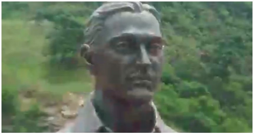 Develación del busto en homenaje a Fausto Montalvan El eterno capitán de @barcelonaSC