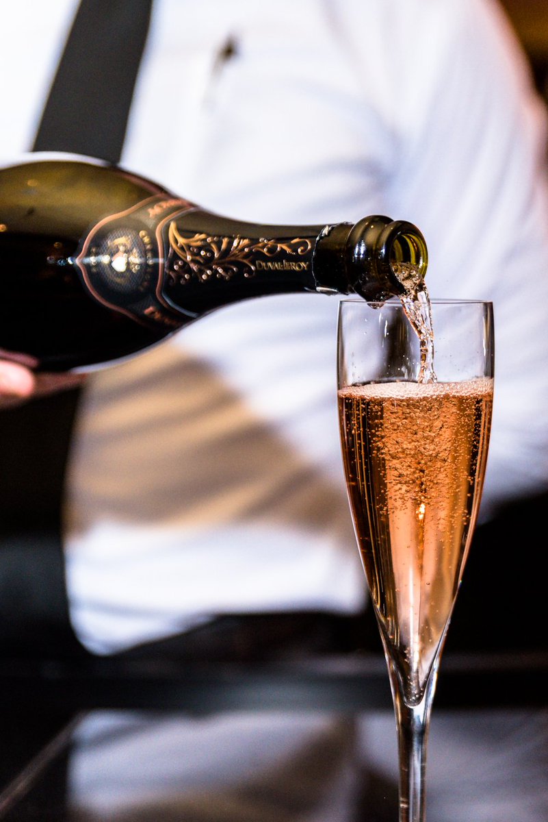 Thirsty Thursday fun-fact: The longest-recorded sparkling wine cork flew 177 feet &amp; 9 inches. Salud! #thirstythursday #winelover