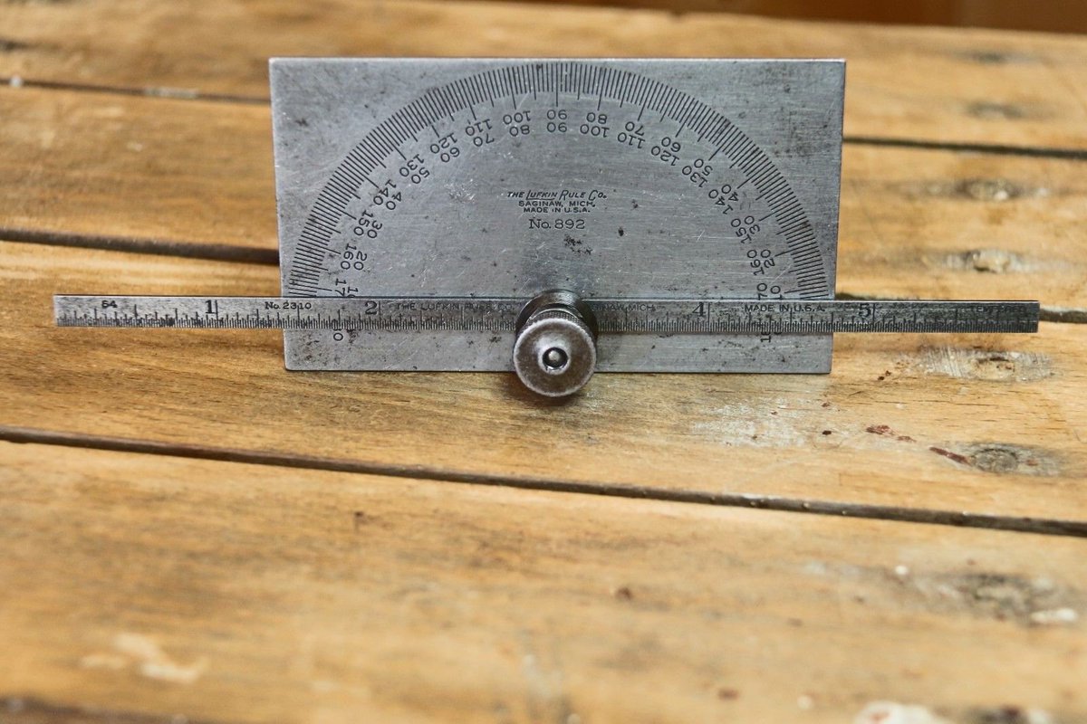 Industrial_Find's tweet photo. Just opened my #etsy shop: Vintage Lufkin Protractor #892 with 6 inches Ruler #2310 Made in USA https://t.co/1iHTN7WdrR #supplies #drawingdrafting #lufkin #protractor #tools #measuring #vintagetools #vintageindustrial #theindustrialfinds https://t.co/bzBuOIO2se