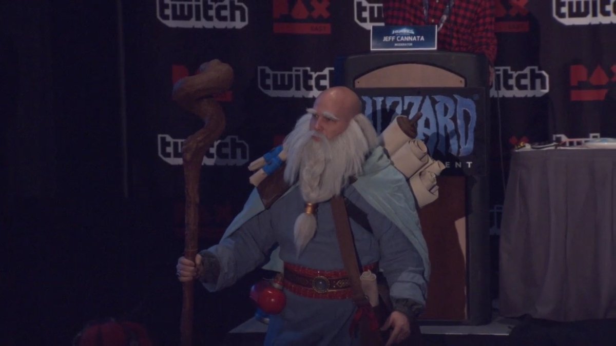 Hysteria~💜~ tweet media