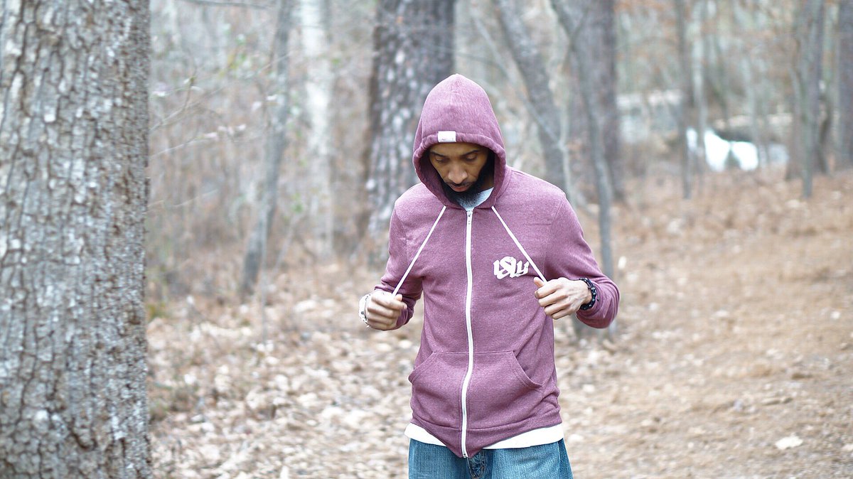 holymosxs's tweet photo. Trusting the process... New pieces dropping this month... #LSLY #TBT #streetwear https://t.co/mQ2ZkBuvRM
