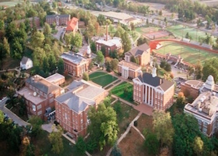 saaamwel's tweet photo. So excited and blessed to announce my verbal commitment to William Jewell to become a seeker for the quidditch team!! Beyond thankful for everyone’s support over the years and excited to be a cardinal!! #DefendTheNest #Jewell22 @HarrisonPorter_ https://t.co/FtEEJinQhE