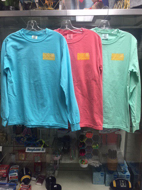 highlandcc's tweet photo. Help spread The Nation with our new long sleeve comfort color tees! #ScottieNation #HCCBookstore https://t.co/8MasJMtfQv