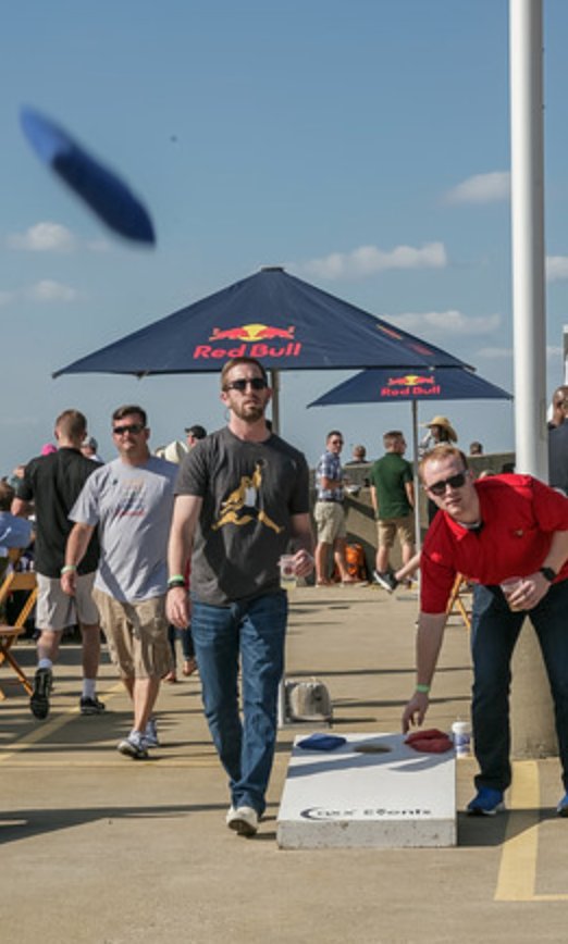 ThunderLoungeKY's tweet photo. Thunder Over Louisville is an all day event! Don't worry we have you covered with our sponsor Redbull providing wings for you all day! https://t.co/ajDUX3r58R