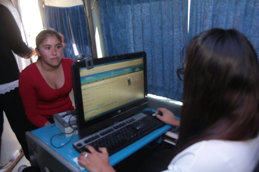 MatiasAssennato's tweet photo. Nuevos hogares, nuevos domicilios, nuevos DNI
Realizamos más de 300 trámites de nuevos documentos a las familias que recibieron su vivienda en Rosario de la Frontera. https://t.co/ZISkwfJYOy