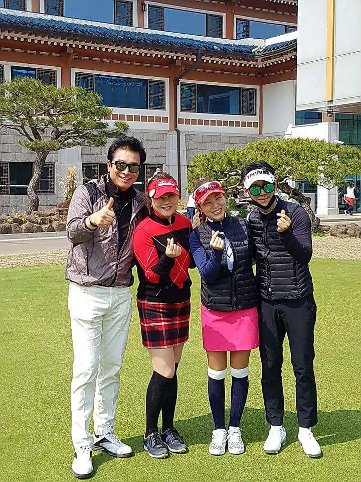 okmat5966's tweet photo. #트레비스연예인골프구단 
#3월 #정기라운드 #한원CC #골프 #트레비스 #TREBISE #골프웨어 #온유어패럴 #미라클워터 #꼬모뷰떼 #전해옥 #조정현단장님 #황우연감독님 #송경철고문님 #김장열경기위원장님 #김형일 #최필립 #윤서현 #김미림 #안지환 #김지선 #홍본영 #성은 #옆집오빠 https://t.co/29g6D2nDT7