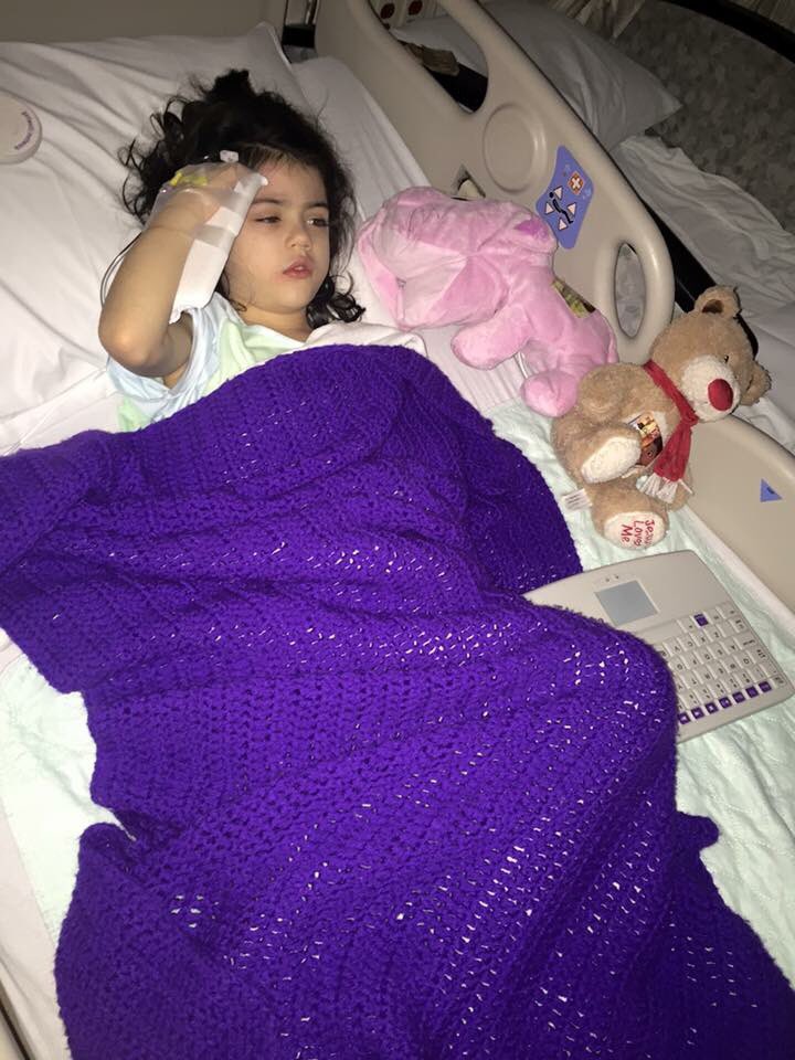 MaryPermelia's tweet photo. #babyplsgetupsoon https://t.co/XyuPGnPjcS
