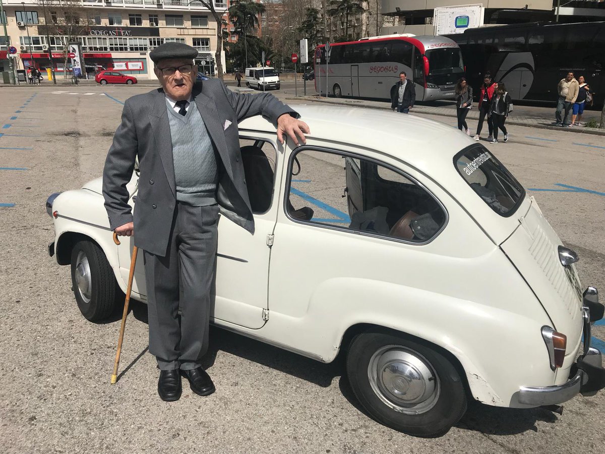 MadridDirecto's tweet photo. Hoy @RafaRodrigoZ ha dado un paseo por Madrid con nuestro querido Dionisio, pero de una forma muy original... #MD140 https://t.co/Fw3aTR0BcO