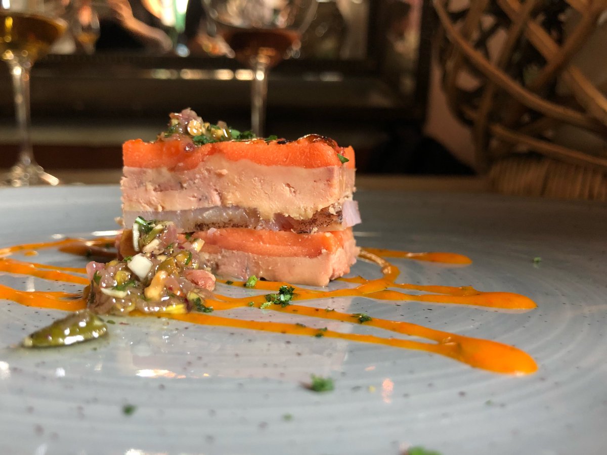 EpicuristasMx's tweet photo. Hoy, en @JaleoPolanco, dos de nuestros cocineros favoritos en todo el país. @lacocinoteca y @Ic7Pedro.
Investigadores gastronómicos con el don del 🔥.
A partir de la 1 pm #CDMX https://t.co/MCsPaSKnhN