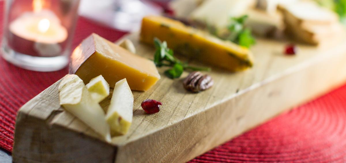 lexingtonva's tweet image. Congratulations to #LexingtonVA #farmtotable dining destination, @RedHenLex, and #SweetThings Ice Cream Shoppe for an article starring BOTH OF YOU in Intermezzo ( @RoseannTully )!  lexingtonvirginia.com/articles/shena… #eatlocal #TodaysShenandoahValley @VisitVirginia