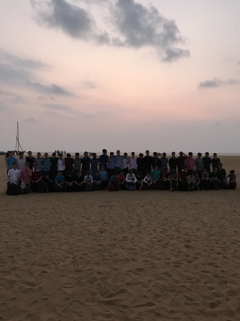 Stamford_Sport's tweet image. It’s sirong night - all ready for last tour dinner 🇱🇰🌴