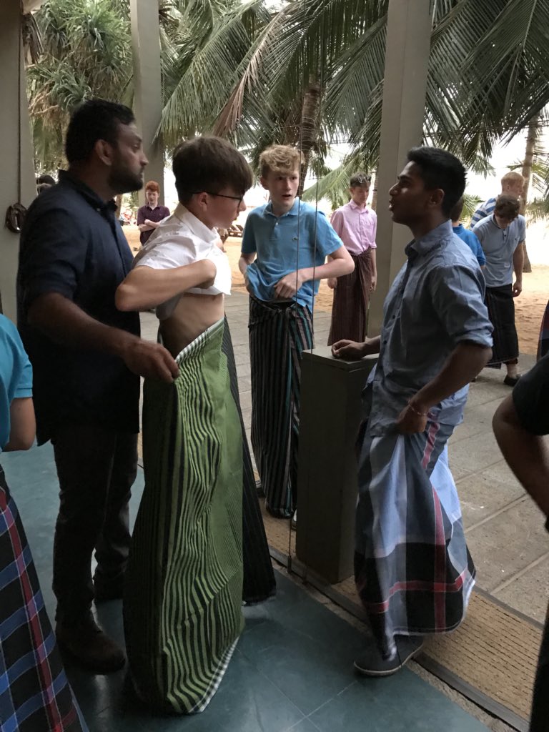 Stamford_Sport's tweet image. It’s sirong night - all ready for last tour dinner 🇱🇰🌴