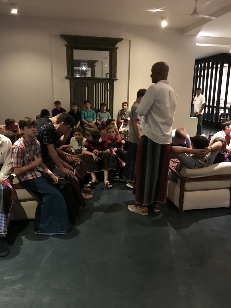 Stamford_Sport's tweet image. It’s sirong night - all ready for last tour dinner 🇱🇰🌴