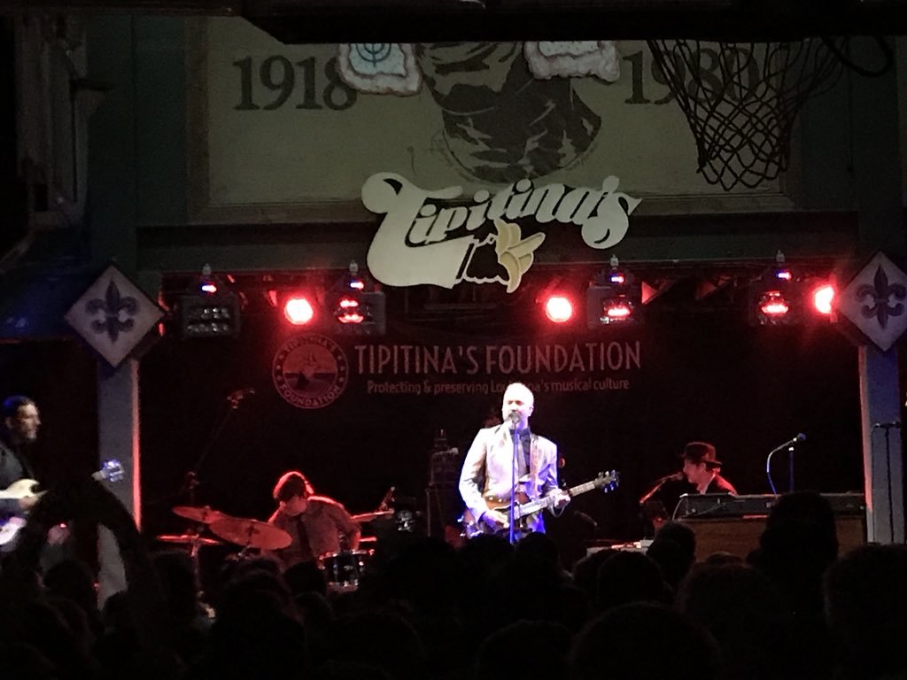 Adam Rivas (@adnsuzy) | Twitter