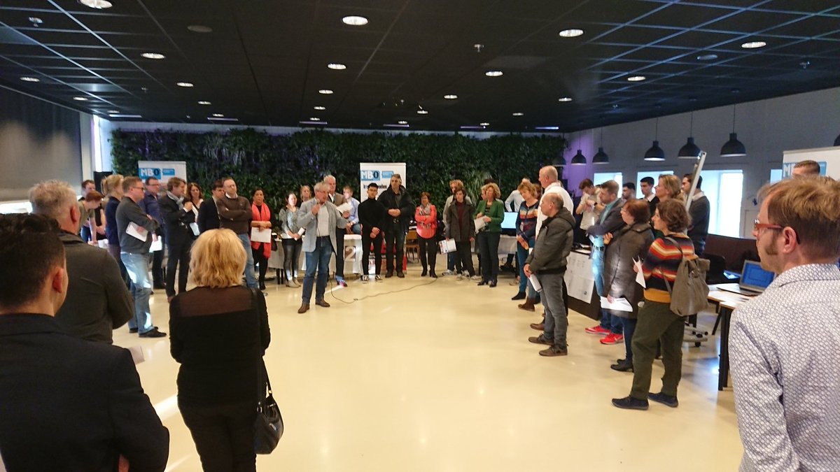 Academie v. Techniek tweet media