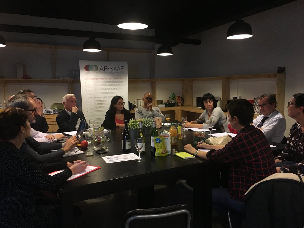 mgmt_equitable's tweet photo. 2e #Afterwork de l’AfraME, consacré au « Principe Humanité » https://t.co/AP7LicND8H
