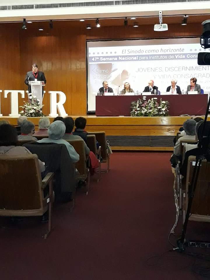 VocacionesHSC's tweet photo. Las Hermanas Hospitalarias, HSC. Estamos participando en la 47 Semana Nacional para Institutos de Vida Consagrada. Con el lema: "Llamó a los que Él quiso". JÓVENES, DISCERNIMIENTO Y VIDA CONSAGRADA".
#47SemanaVC
@ITVR_ERA
#HermanasHospitalarias
#Vocación
#Synodo2018 https://t.co/1yPa7nw0bi