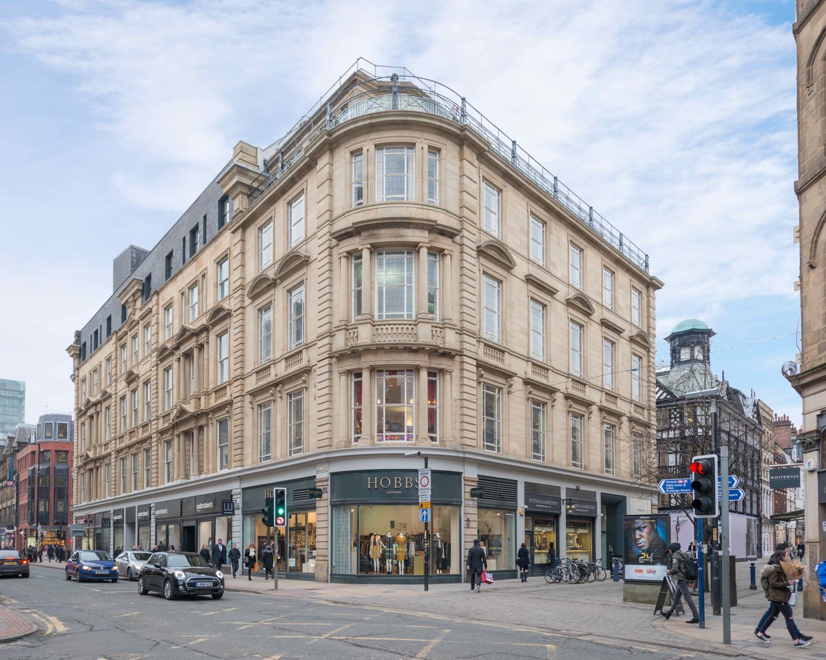 EPAM_UK's tweet photo. EPAM are delighted to welcome @BermansLaw to the 3rd floor of 1 King Street, a stunning contemporary office building in the heart of Manchester. @16realestate @wearekilmal https://t.co/cbhDFqxjBQ