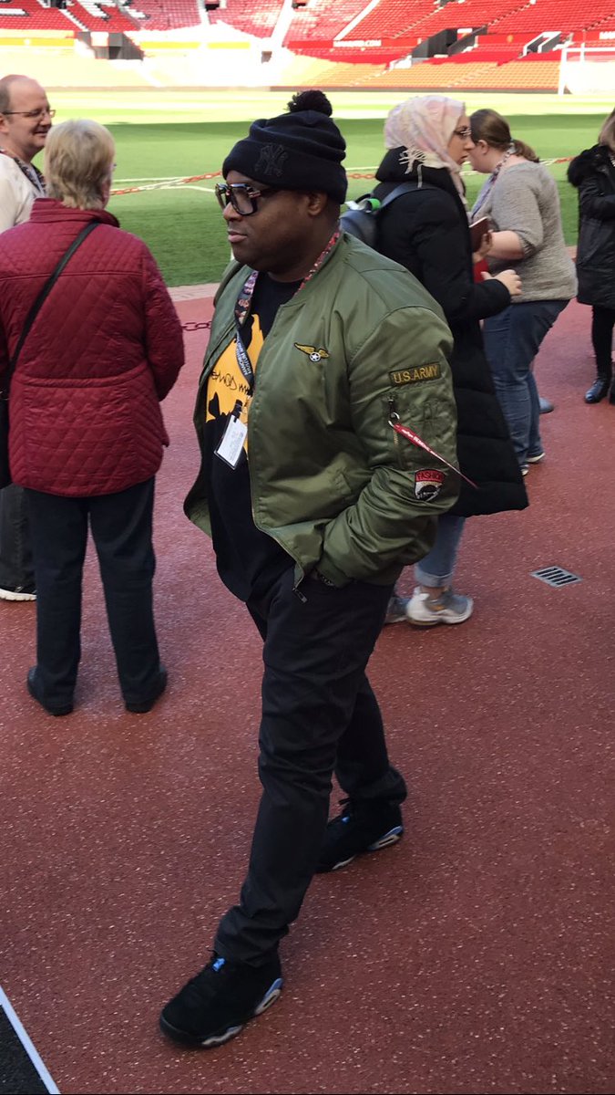 BigJaseuk's tweet photo. @btsportrugby @IamAustinHealey @BenKay5 @MartinBayfield @ugomonye Ugo has let himself go a bit! https://t.co/JR99BDEd9H