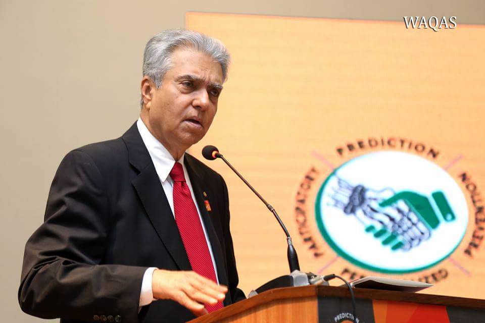 RotaryPakistan's tweet photo. National Chair Pakistan Polio Plus Committee #PDG Aziz Memon speaking at 53rd Annual Medical Symposium at Jinnah Post Graduate Medical Collage, regarding #Routine_Immunization & #POLIO_ERADICATION.
Mr Aziz Memon invited as a guest speaker at event which held in JPMC Karachi. https://t.co/ZzHTRRcGxc