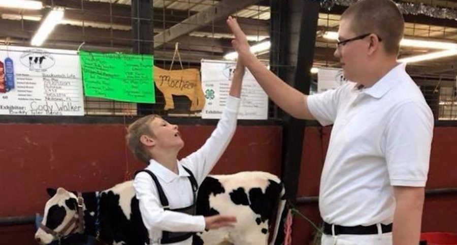 This special-needs boy was the first to ever show a dairy cow in a <a href="/4H/">4-H</a> show! buff.ly/2Gzb3NV