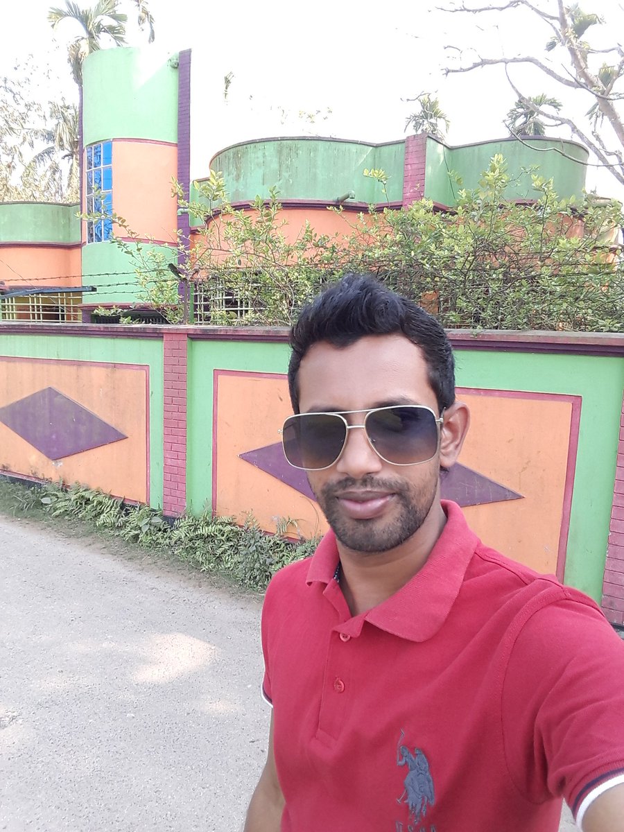 ShRony14's tweet photo. Selfi moments https://t.co/AF3DNMi7uP