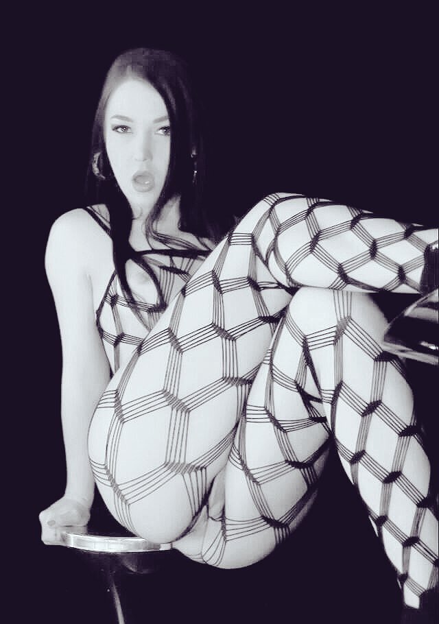 Tim_Tremblay1's tweet photo. @iceman2kold @angelik_duval โ
@angelik_duval โ
โโ#StudioADHQ โโ
โ
angelik duval #VIP_SUPERSTARโ
https://t.co/1YvSYaPq3l