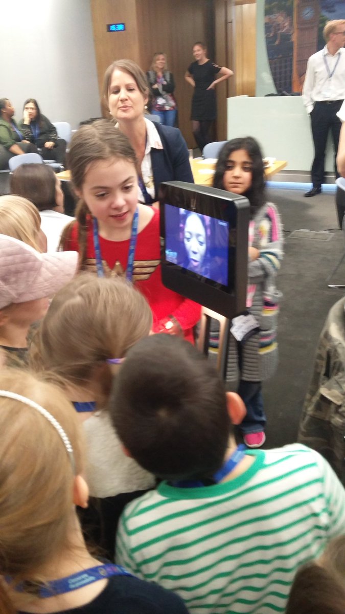 goobric's tweet image. The AM-Bot was a fabulous feature on the 1st Day of the @Stemettes #Hackerthon kindly hosted by @Schroders Mutterings of children asking their parents, "Please, I want one!" "Can I take it home?!" #schrodersstemettes @aimafidon