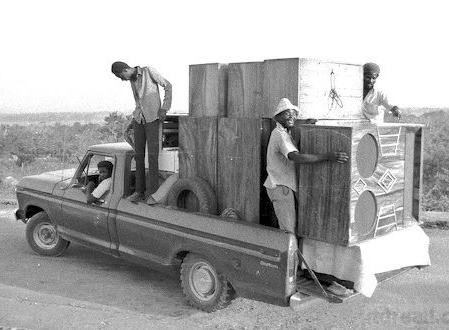 DMCDJchamps's tweet photo. Sound system culture! Proper mobile djs.
#dmcdj #soundsystembattle #carnival #blockparty
DMC dj essentials Ebay store
https://t.co/Io8ZuTDVVW https://t.co/2PjEfzXZrI