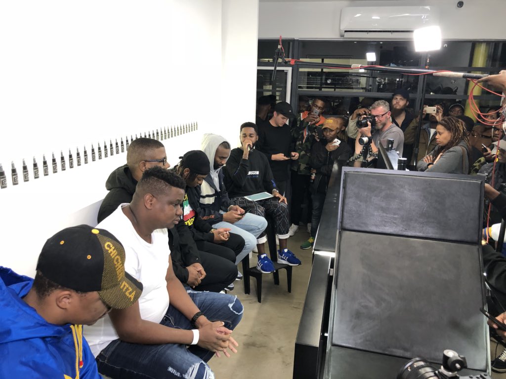 thelab_care's tweet photo. And.. the @HypeMagazineSA “Internet Killed A Radio Star” panel discussion has commenced. W/ @rikyrickworld x @FrankCasino_ x #MiziMtshali x @Lesiba_M x @Fred_Mercury1 #HypeConversations https://t.co/ZImnoLJMh8