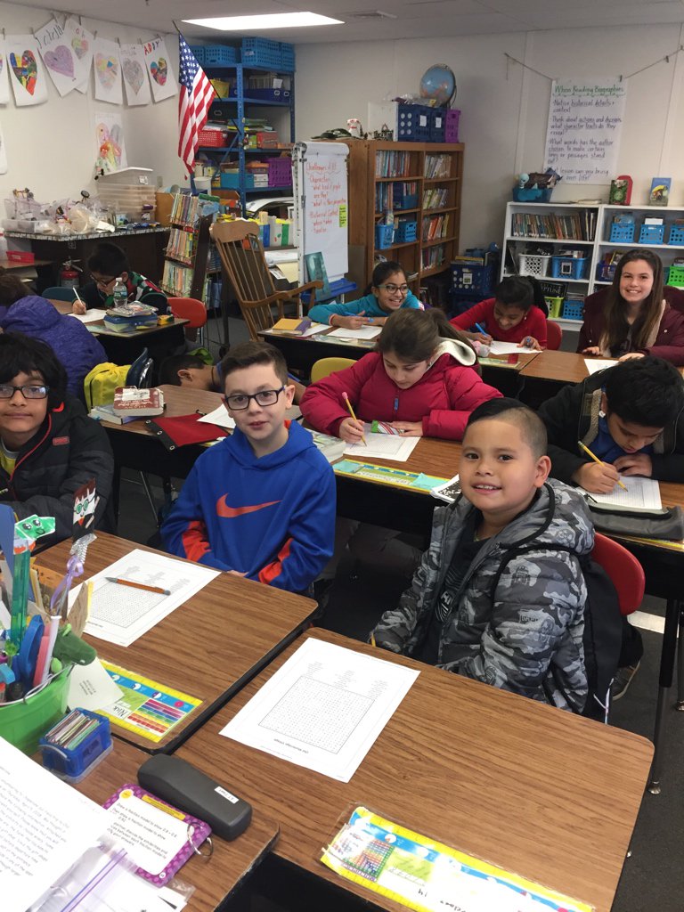 MrsShermanWH tweet picture