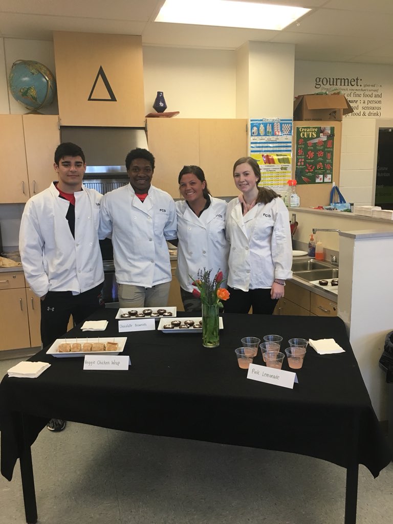 WTHS_Panthers's tweet photo. Today we enjoyed Food Tasting during our Gourmet students’ midterm performance! @Hesslerfcs #teamCSD https://t.co/BMMNs6OsUB