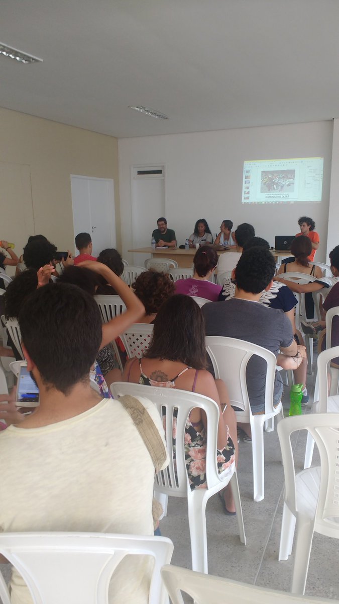 samuelpinusa's tweet photo. Começou o Cobrecos Fortaleza 2018! Mesa sobre a cobertura midiática das chacinas do Ceará. #CobrecosFortaleza #Enecos https://t.co/7u1LLxTSJf