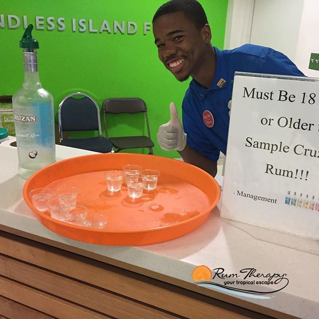 Hello St Thomas! Cruzan Rum samples at the airport!
.
.
.
#stthomas #usvi #cruzanrum #vacationtime #rum #rum_therapy #rumtherapy #tropicalescape #tropicalflavors #tropicalvacation ift.tt/2EmIQEU