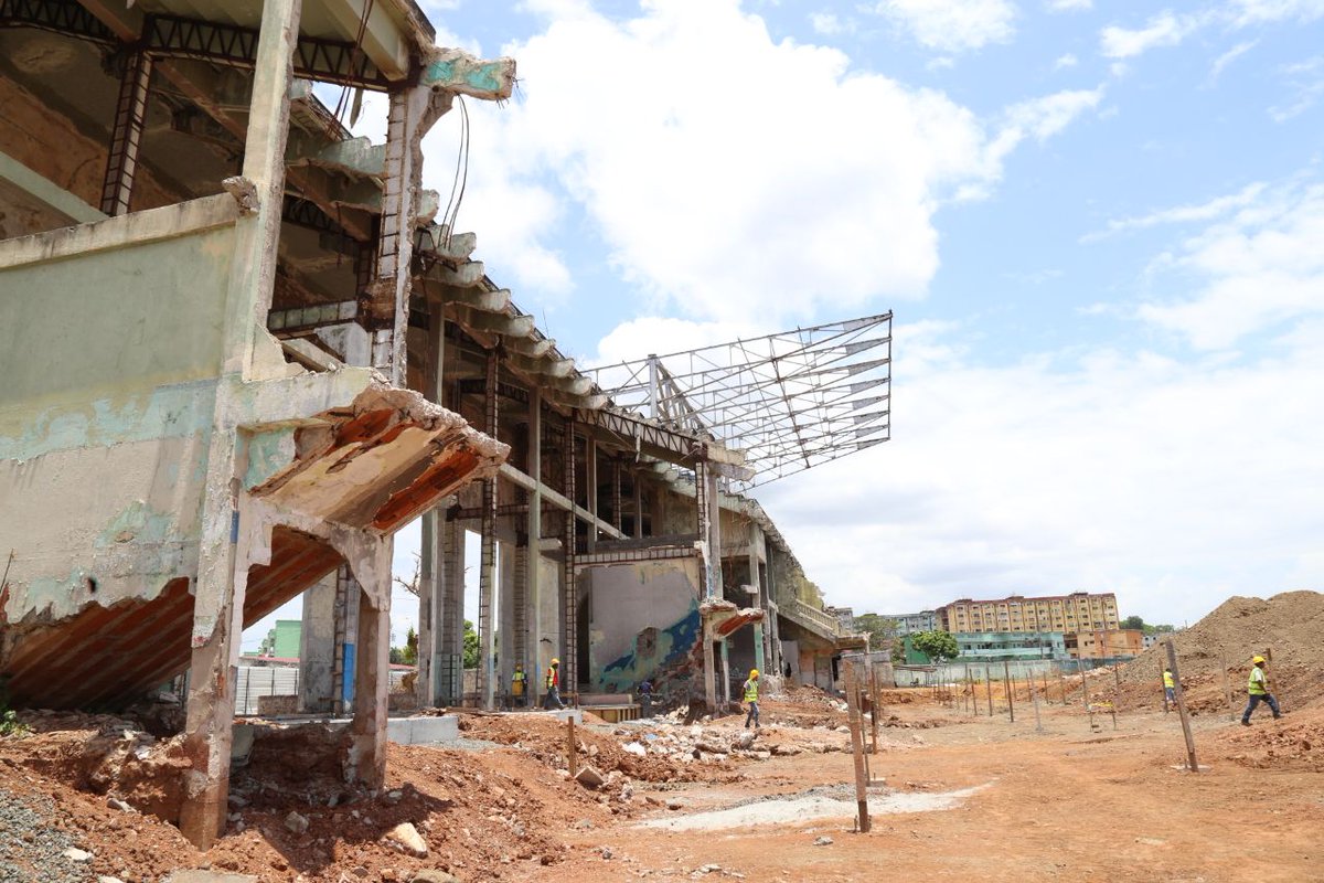 La rehabilitación integral del histórico Estadio Juan Demóstenes Arosemena es un paso importante en la #RevitalizacionUrbana de Curundú. Hoy inspeccionamos el avance en conjunto con <a href="/Pandeportes/">Pandeportes</a> <a href="/MarioPerezPTY/">Mᴀʀɪᴏ A. Pᴇ́ʀᴇᴢ Gᴏɴᴢᴀ́ʟᴇᴢ</a>