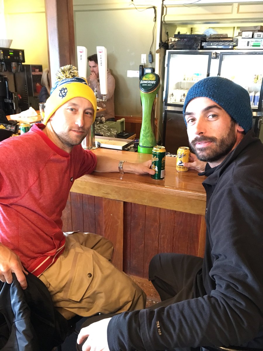 Cariboobrewing's tweet photo. HUUUGE CONGRATS TO @snowdriftmedia for winning our Ride With A Legend promotion with @devwalsh!!!! Massive thank you to @mtseymour for having us and for demanding the gods provide fresh pow on our day!
#RideWithALegend
#DevunWalsh
#MtSeymour
#CaribooBrewing https://t.co/GX6pFdKXDK