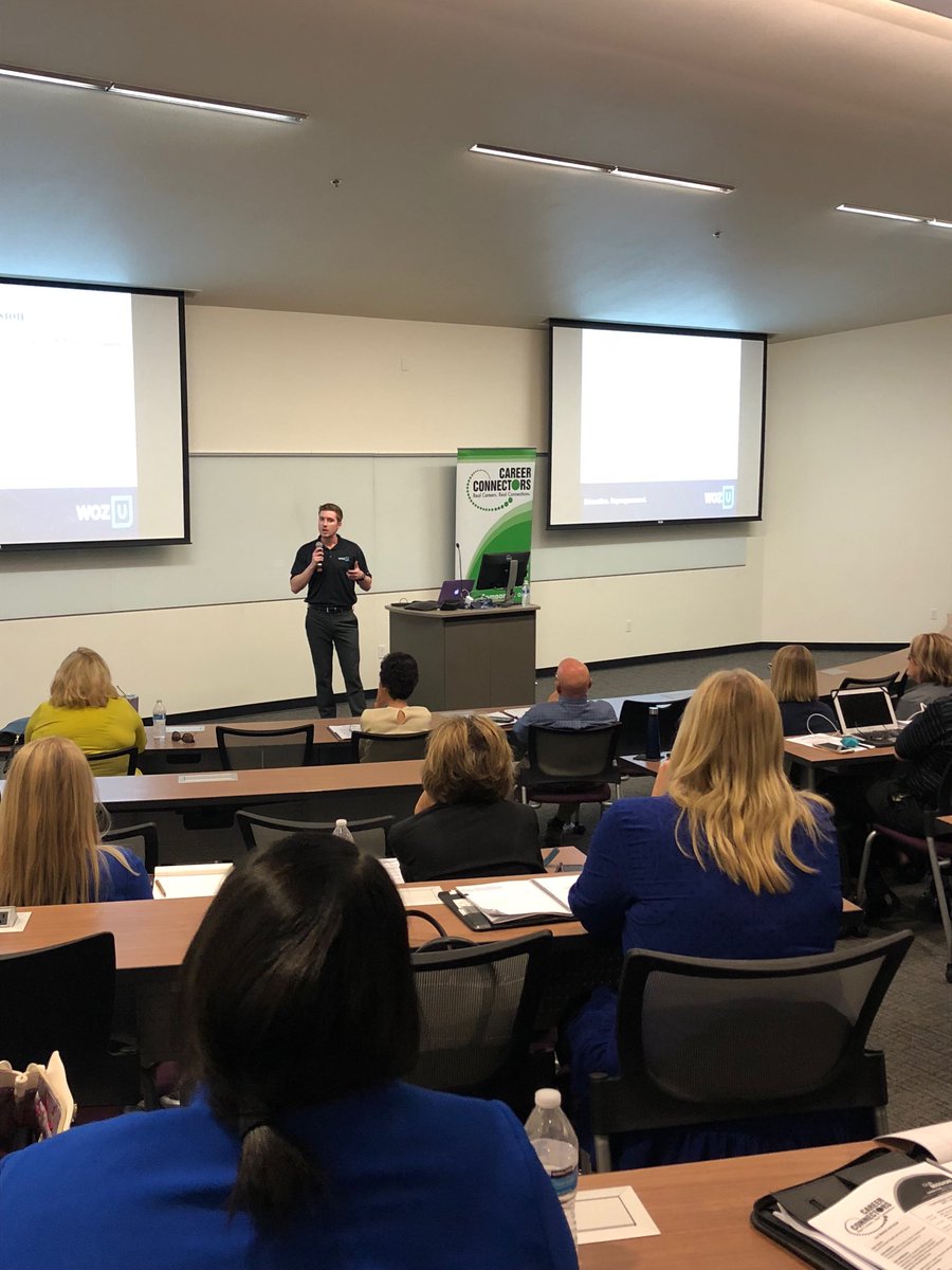 CareerConnected's tweet photo. Scott Caruso @TheWozU helping get ppl trained for one of the hottest #career paths in Arizona! Data Science, Cyber Security, Java and more https://t.co/BehnX817yd