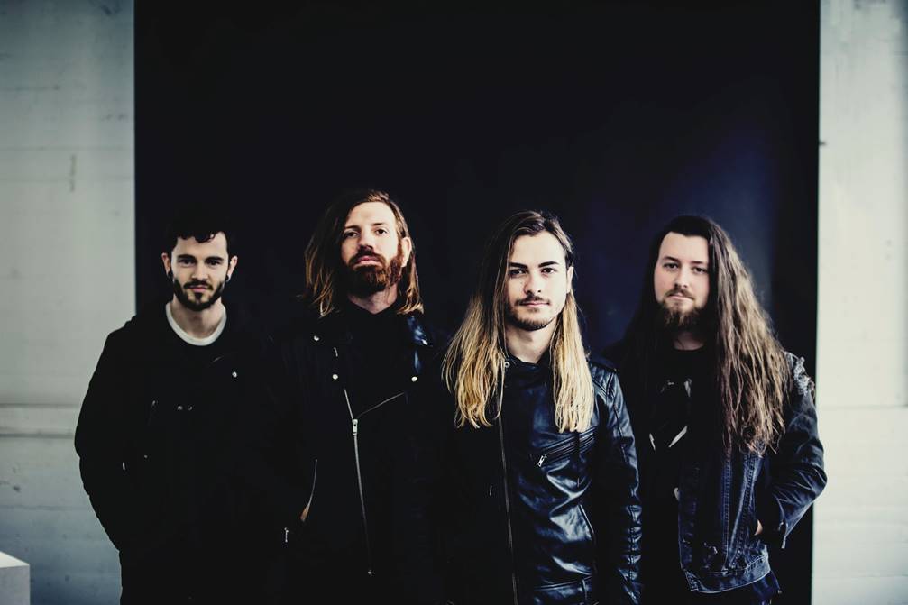 thenoise's tweet photo. Noise Exclusive: Get ready to be blown away by newcomers @Hereliesband and their killer new single “The Broken Mirror” https://t.co/skn2I0kWga https://t.co/uSJBwNRvWv
