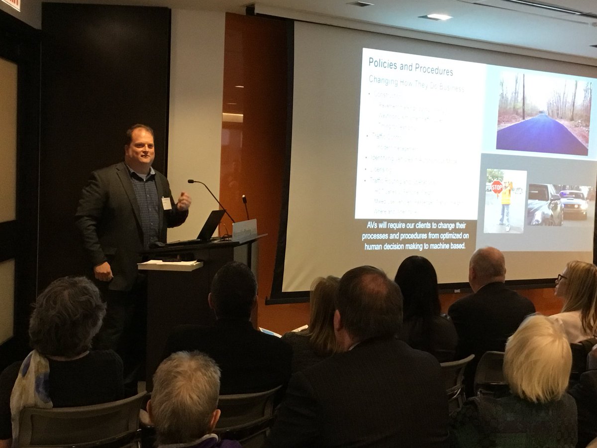 MarySueBarrett's tweet photo. Third Roundtable in our #AutonomoucVehicle series underway at @metroplanners featuring technology experts like @BPierceTransTec coaching 100+ decision makers on how we can “future-proof” 
Thanks to partners @ELPCenter @SharedUseCntr &amp; sponsors @wightco @EdelmanCHI @HDR_Inc https://t.co/vDrfee1Q3v