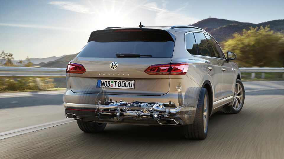 VWGilauto's tweet photo. ¿Aún no lo has visto? Descubre el aspecto del NUEVO TOUAREG. Muy pronto en #Volkswagen #Gilauto #Granada. https://t.co/4vtQEF6bHa