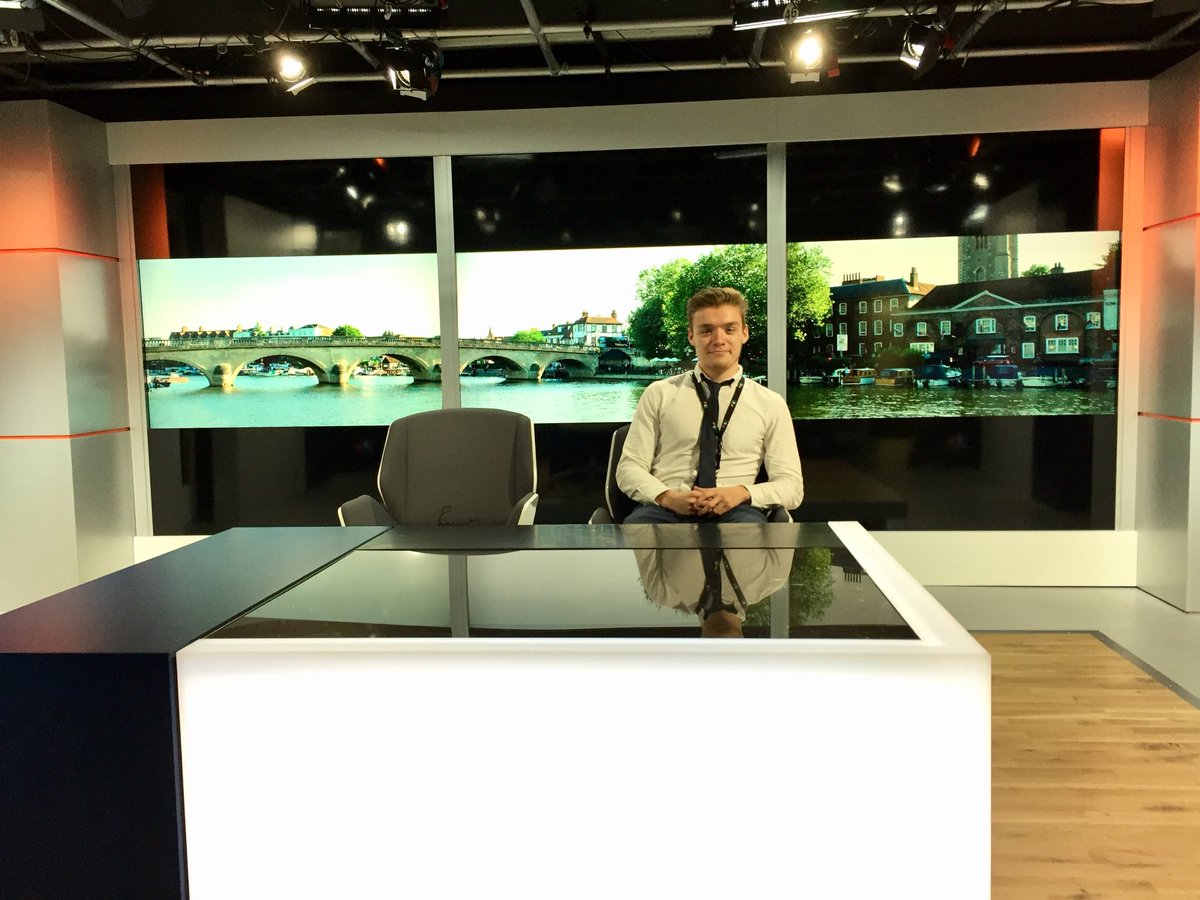 DavidReillyTV's tweet image. Well done to MA student @Ashleywilby for producing the mini sport slot for @ITVMeridian tonight. Still funny seeing him in the newsroom during his work placement!! Great work! #RealNewsDay