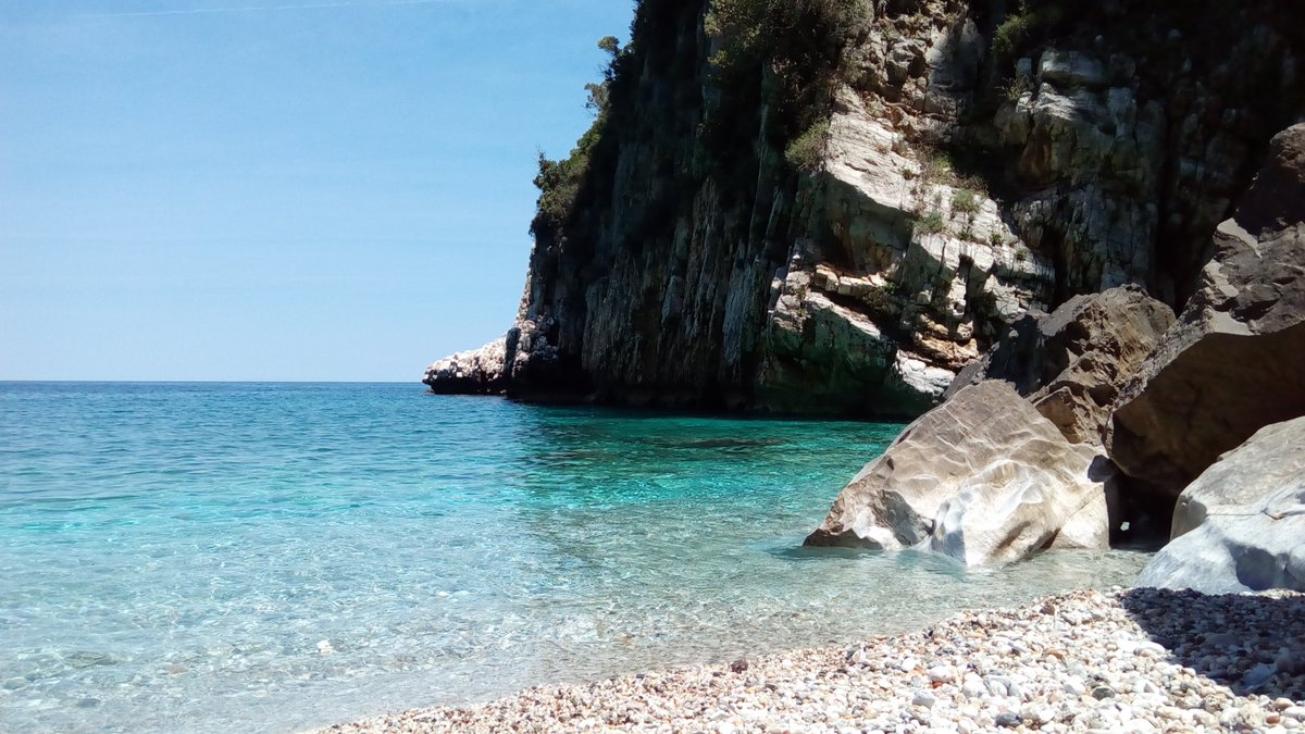 #Fakistra beach #Pelion, #Greece.
Breathing #silence...
#summerholidays #summer2018 #summervibes #mountainandsea #naturalbeauty