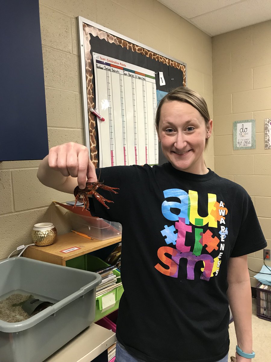 Proud crayfish parent! <a href="/GVmediacenter/">Shanae Porter</a> <a href="/lynn_shinault/">Lynn Inkman Shinault</a> <a href="/CourtneyPfizen4/">Courtney Pfizenmaier</a> #FOSS475