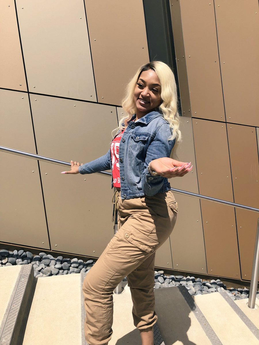 sourpoptarts__'s tweet photo. i can never take a decent pic but offguards are litโจ๐๐๐ฝโโ๏ธ #byeATL https://t.co/dinfiav9Tq