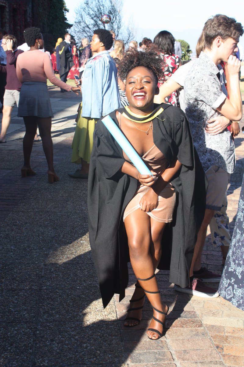 ValenciaMudau's tweet photo. Got to meet the most humble person at the #graduationglamroom on Grad day.  Wanna say a huge thank you to @NomzamoMbatha  for organising this. You have a golden heart Nomz. So much love and light. Thankful. #Grad2018 #AllGlorytoGood #MakeupCourtesyofNomzandTeam #Girlswithdegrees https://t.co/jaEzanXfRP